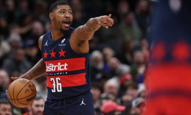Se dice que 3 equipos de la NBA están interesados en Marcus Smart Se dice que 3 equipos de la NBA están interesados en Marcus Smart