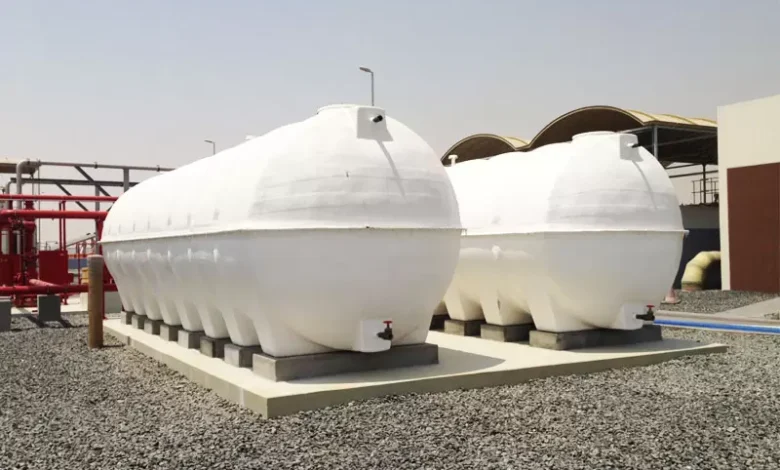 Mejor tanque de agua para uso doméstico en EAU – Comparación de polietileno vs GRP Mejor tanque de agua para uso doméstico en EAU – Comparación de polietileno vs GRP