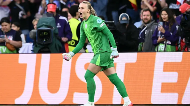 Hampton elogió a Inglaterra