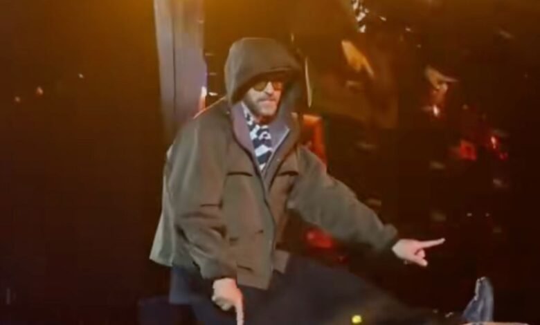Justin Timberlake se arrastró para un show innecesario de Transilvania Justin Timberlake se arrastró para un show innecesario de Transilvania