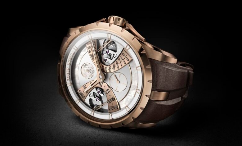Excalibur Biietrograde Calendar es honrado por la visión de Roger Dubuis – Superficie. Excalibur Biietrograde Calendar es honrado por la visión de Roger Dubuis – Superficie.