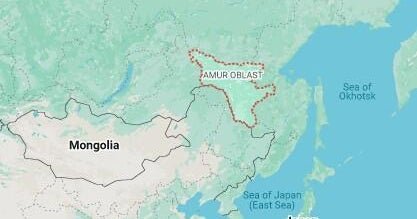 El avión chocó con 49 en un bote en el lejano este de Rusia, el cuerpo encontrado en la llama.