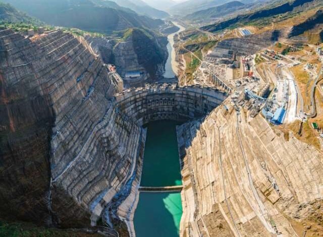 China divide el área para la central eléctrica del agua más grande del mundo.