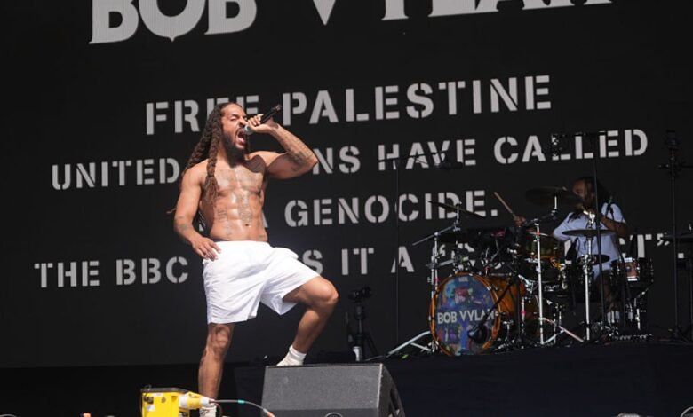 Bob Vilan nos prohíbe de la controversia en Glastonbury