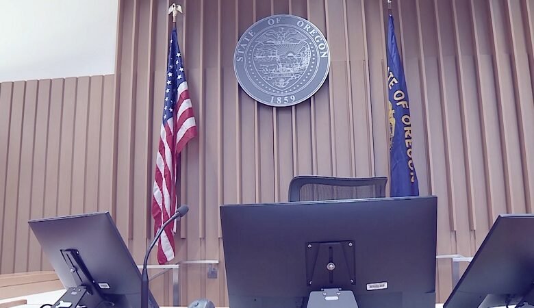 El empleado de Multco alega represalias por exponer el lugar de trabajo inseguro, fraude de registros de salud