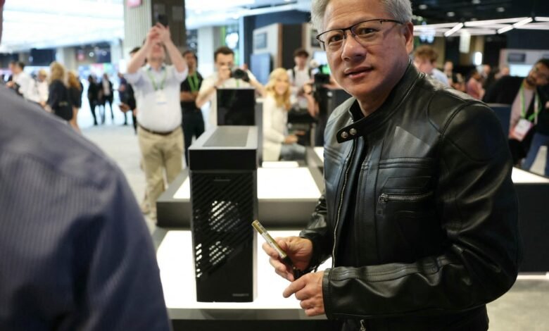 Nvidia dijo que hay una administración de luz verde Trump para vender chips de computadora H20 avanzados utilizados para la IA. Nvidia dijo que hay una administración de luz verde Trump para vender chips de computadora H20 avanzados utilizados para la IA.