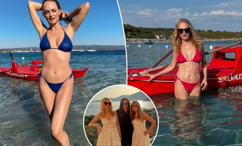 Heather Graham floja el cuerpo en varios bikinis durante las vacaciones de Italia Heather Graham floja el cuerpo en varios bikinis durante las vacaciones de Italia