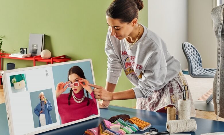 El TV inteligente portátil actualizado y más útil de LG ahora está disponible para ordenar; en realidad podría verme usando esto en casa El TV inteligente portátil actualizado y más útil de LG ahora está disponible para ordenar; en realidad podría verme usando esto en casa