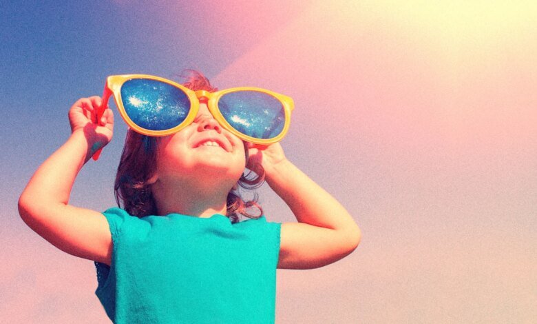 El método que trabajan los padres pueden impulsar el apoyo adicional durante las vacaciones de verano.