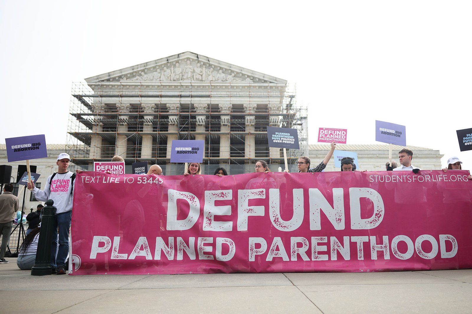 La nueva estrategia para restringir el aborto en todo el mundo, sin decir “prohibición”