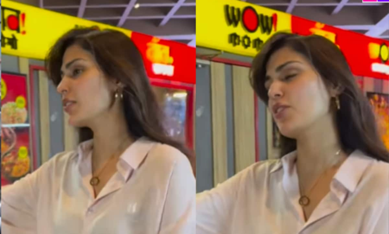 Spare en el debate en línea sobre Ria Chakraborty Paps; Los internautas dicen …