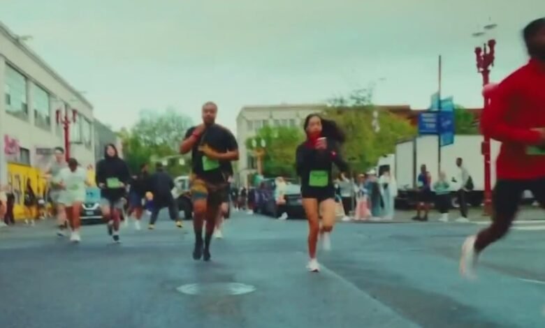 Muévelo el lunes: el club de carrera local cultiva la huella de fitness