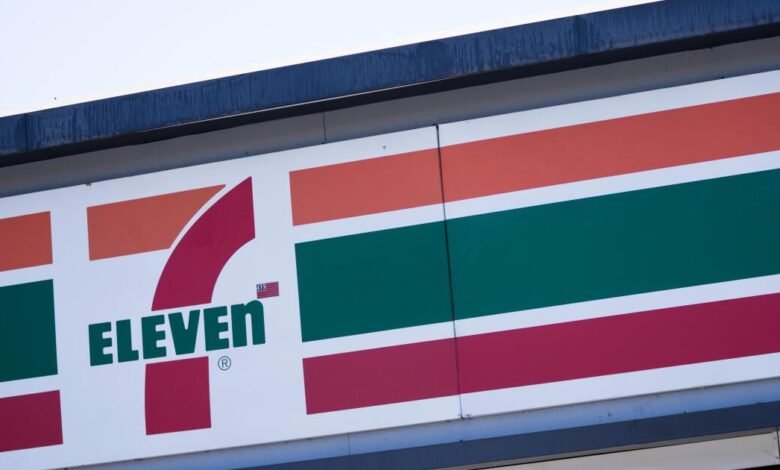 El trabajador de LA 7-Eleven supuestamente golpeado por su jefe será sacado de soporte vital, dice la familia