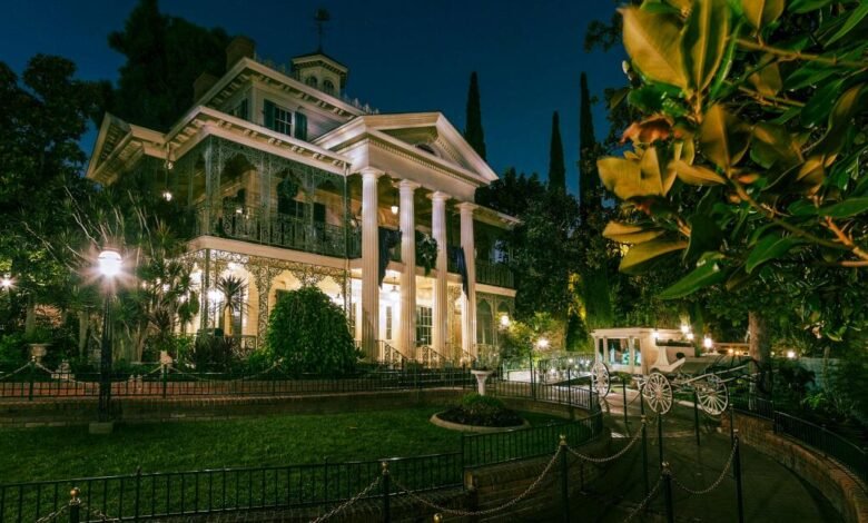La mansión embrujada de Disneyland para cerrar temporalmente. ¿Cuándo volverá a abrir?