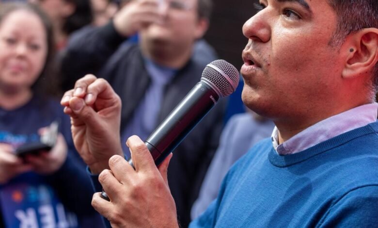 El representante García le pide a RFK Jr. que explique la focalización de la financiación del VIH/SIDA El representante García le pide a RFK Jr. que explique la focalización de la financiación del VIH/SIDA