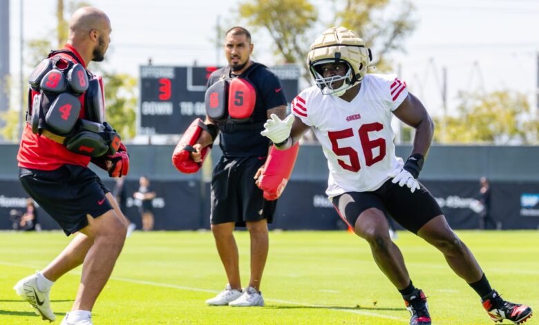 Tarron Jackson de 49ers consciente, puede sentir extremidades después de ser estirado fuera del campo Tarron Jackson de 49ers consciente, puede sentir extremidades después de ser estirado fuera del campo