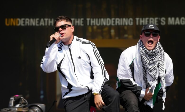 Hungría prohibió el grupo de rap irlandés que ingrese antes de la presentación del festival de caminata Hungría prohibió el grupo de rap irlandés que ingrese antes de la presentación del festival de caminata