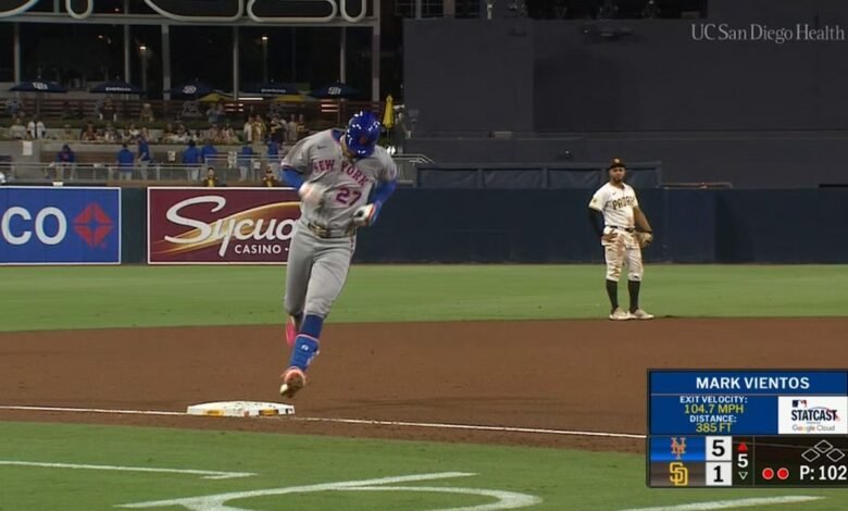 Mark Vienos aplastó el Grand Slam para que los Mets 5-1 condujeran a Padres. Mark Vienos aplastó el Grand Slam para que los Mets 5-1 condujeran a Padres.