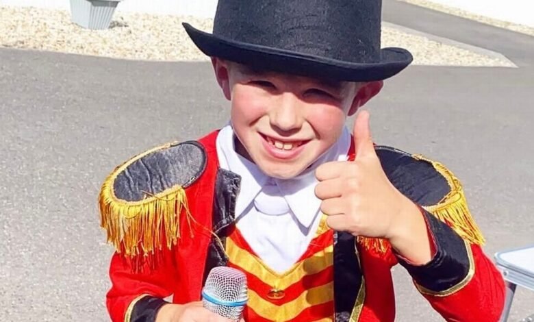 Los ladrones de los autos de John Barman ayudan al niño devastado después de robar su orgullo y alegría 9 Los ladrones de los autos de John Barman ayudan al niño devastado después de robar su orgullo y alegría 9