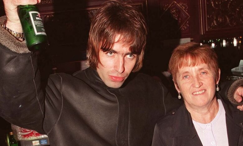 La madre de Liam y Noel Galgar, Peggy, finalmente ve conciertos de reunión de Osis en Dublín