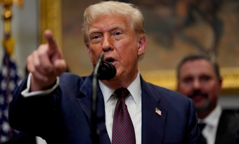 Tasas arancelas de Trump Rejigs antes de la fecha límite, recauda el 40% de los aranceles en todos los bienes transmisores Tasas arancelas de Trump Rejigs antes de la fecha límite, recauda el 40% de los aranceles en todos los bienes transmisores