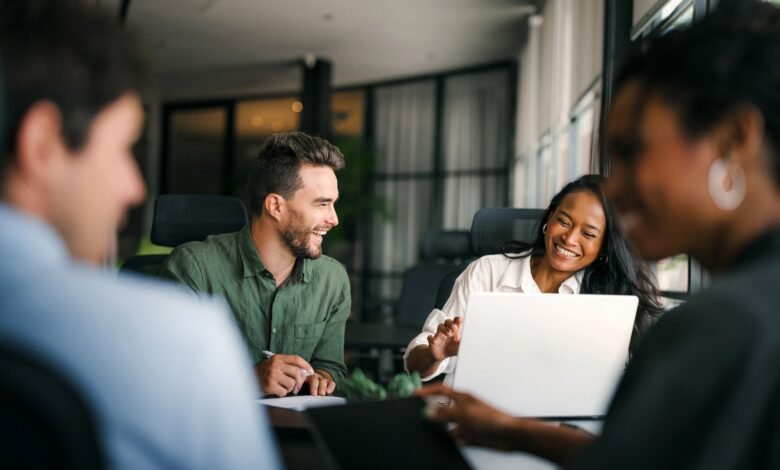4 formas fáciles de crear la cultura del primer equipo y cómo mejorar su negocio