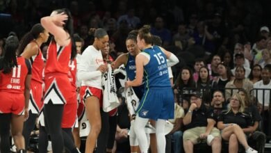 Napheaes Collier fuera de la derrota del Lynx por una lesión en el tobillo.