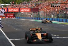 ¿Cómo ayuda la estrategia de separación de McLaren a Neris a molestar a Piasstri?