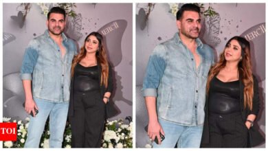 Arbaaz Khan está sonriendo porque la esposa embarazada, Seasura Khan, mostró el bulto de su bebé con su hermana Arpita Khan Sharma al celebrar su cumpleaños.