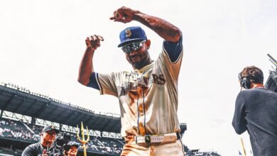 Julio Rodríguez hace historia con la cuarta temporada consecutiva 20-20