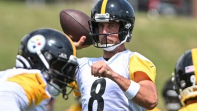 El juego de pases de los Steelers con Aaron Rodgers parece estar rociando