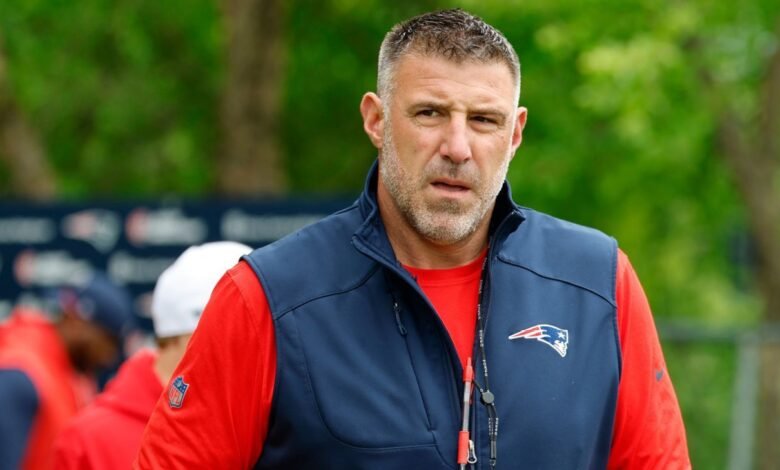 Mike Vrabel de Patriots después de saltar a Scrum Practice
