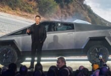 Otra libra de uñas en el ataúd de Tesla.