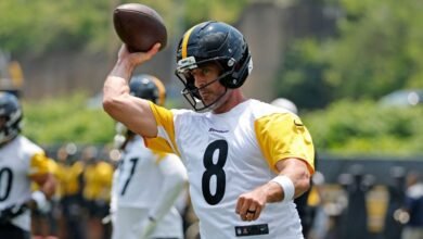 Aaron Rodgers se abre para jugar en la apertura de Steelers