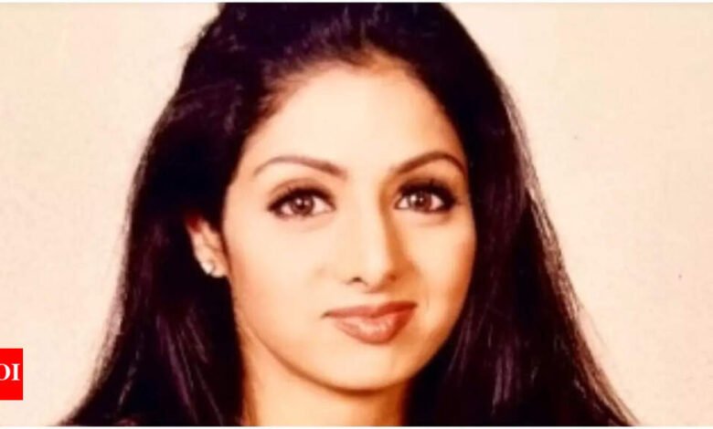 Khushi Kapoor compartió la rara película de su madre Sridevi antes del 62 aniversario de nacimiento de la fallecida actriz.