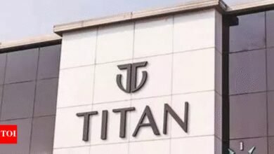 Titan Q1 Net Up 53% en joyas, relojes