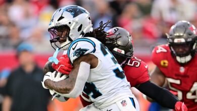 Los delfines firman RB Mike Boone