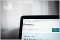 El empresario indio Bhavin Turakhia se asocia con GoDaddy para ofrecer a las empresas su servicio de correo electrónico Titan, que cuesta $ 2+ por mes, con el objetivo de 10M+ usuarios para 2029 (Benicia Tan/Bloomberg)