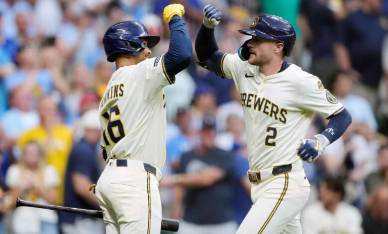Los cerveceros martillamones Paul Skenes, piratas mientras Win Streak llega a 11