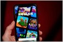 Las acciones de Roblox cerraron un 6,34% el viernes después de que la compañía fue acusada en dos demandas de no proteger suficientemente a los jóvenes en su plataforma (Cecilia d’Anastasio/Bloomberg)