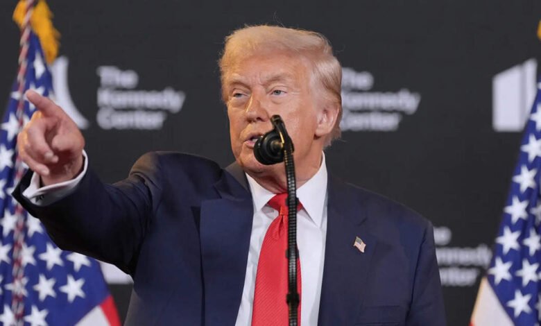 Trump sugiere ningún impuesto adicional en la India para la compra de petróleo ruso Trump sugiere ningún impuesto adicional en la India para la compra de petróleo ruso