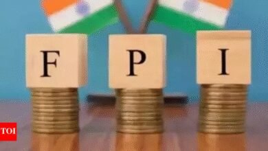 FPI Selltoff: Rs 21,000 millones de rupias descargados de los mercados indios en la primera mitad de agosto; Los analistas citan aranceles estadounidenses, ganancias del primer trimestre y depreciación de la rupia