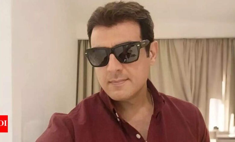 ‘AK 644’: ¿Ajith bloquea cualquier acuerdo salario con el productor que exige un salario de Rs 200 millones de rupias? Aquí está la verdad de las noticias de la película tamil ‘AK 644’: ¿Ajith bloquea cualquier acuerdo salario con el productor que exige un salario de Rs 200 millones de rupias? Aquí está la verdad de las noticias de la película tamil