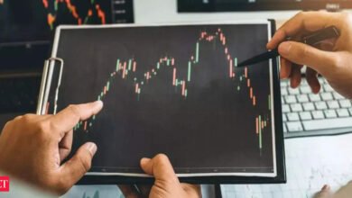 El crecimiento económico de la India en agosto, el combustible sube al precio más agudo en más de una década. Espectáculos de PMI.