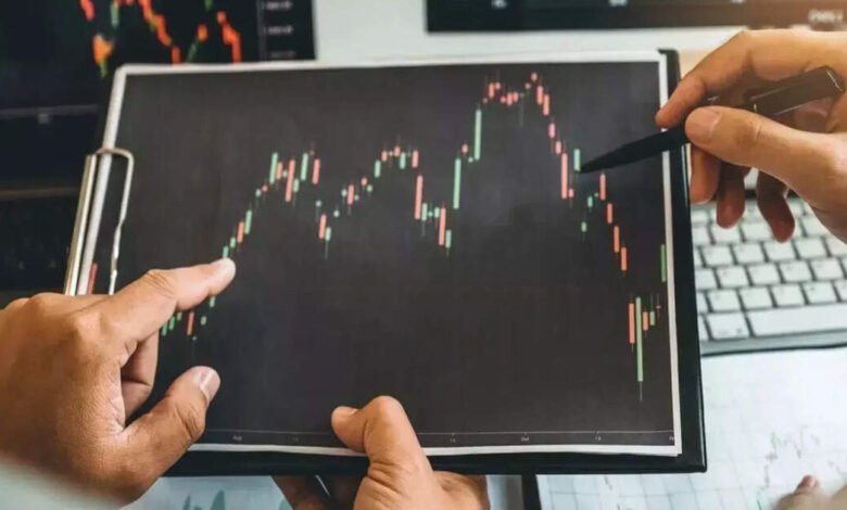 El crecimiento económico de la India en agosto, el combustible sube al precio más agudo en más de una década. Espectáculos de PMI.