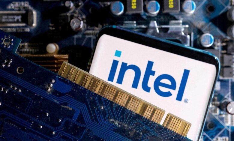 Trump cree que tener un pedazo de Intel sería un buen negocio para los Estados Unidos, esto es lo que debe saber