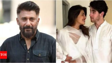 Top 5 Noticias de entretenimiento: el hambre del hijo de Vivek Agnihotri Saif-Karena, Taimur, ha dejado en claro que Pooja Bedi reveló que el cuerpo de su madre Protima nunca fue encontrado, la interesante ceremonia de Nick Jonas con la Chopra Priyanka de Nick Jonas.