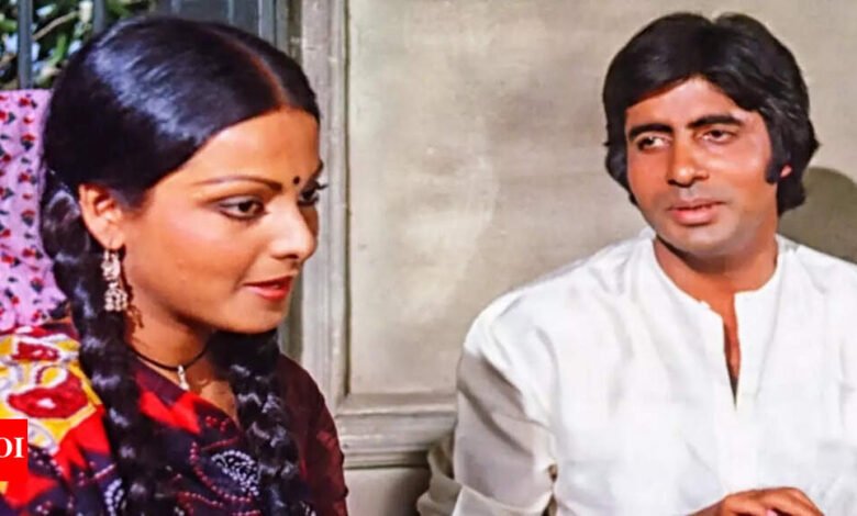 Bidu Binod Chopra dice: “Amitabh Bachchan quería traer un amigo a la proyección, el amigo era Rekha”. Bidu Binod Chopra dice: “Amitabh Bachchan quería traer un amigo a la proyección, el amigo era Rekha”.