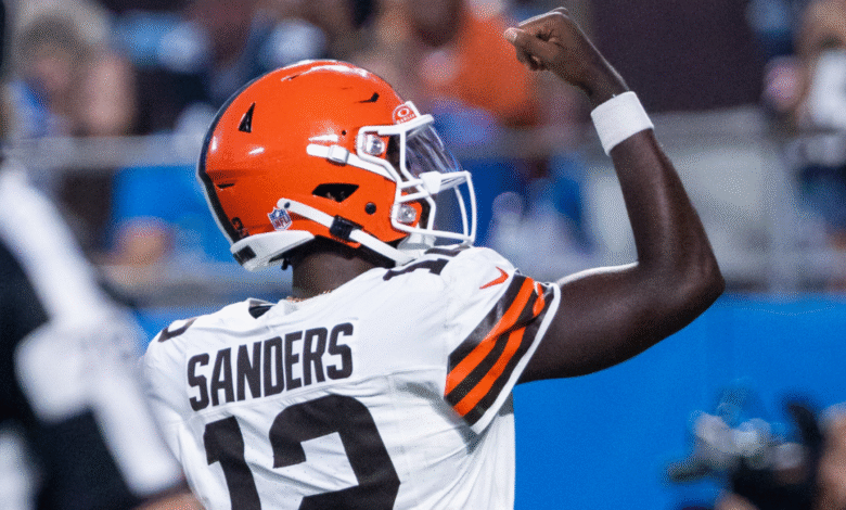 Browns QB Takeaways: Shedeur Sanders se tragó a Dillon Gabriel, presentando el caso como la copia de seguridad de Joe Flacco. Browns QB Takeaways: Shedeur Sanders se tragó a Dillon Gabriel, presentando el caso como la copia de seguridad de Joe Flacco.