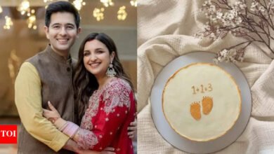 Freed Chopra, Raghav Chad, una adorable publicación con una adorable publicación: ‘Nuestro pequeño universo’ – imágenes en el interior. Noticias de la película hindi